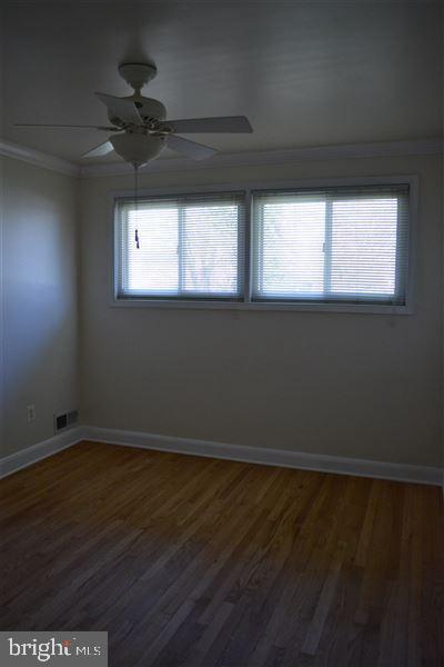 266 Carroll Road Pasadena, MD 21122 - Photo 13 of 25 Gallery Image 13