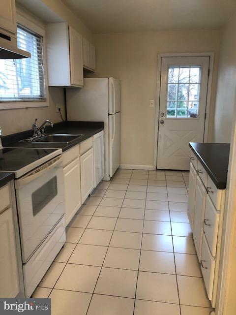 266 Carroll Road Pasadena, MD 21122 - Photo 8 of 25 Gallery Image 8