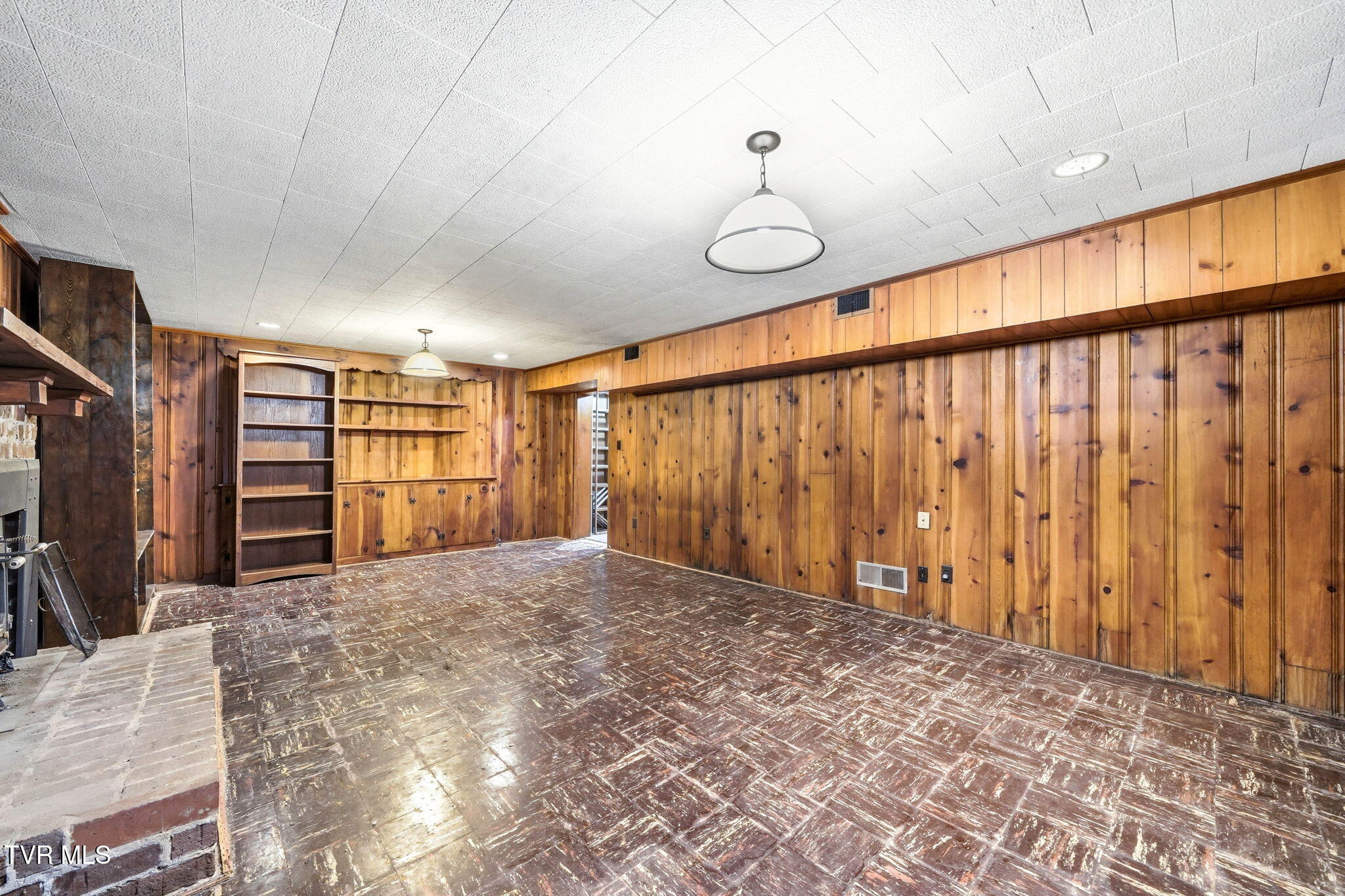 1700 Overhill Road Bristol, VA 24201 - Photo 35 of 50 26-web-or-mls-1700 Overhill Rd-32