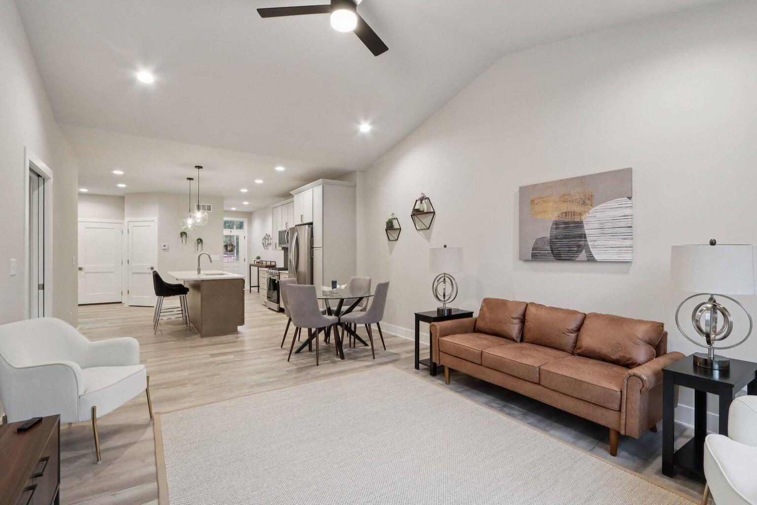 405 Falcon Ridge Drive, Unit 16 Burlington, WI 53105 - Photo 10 of 33 Living Room 3