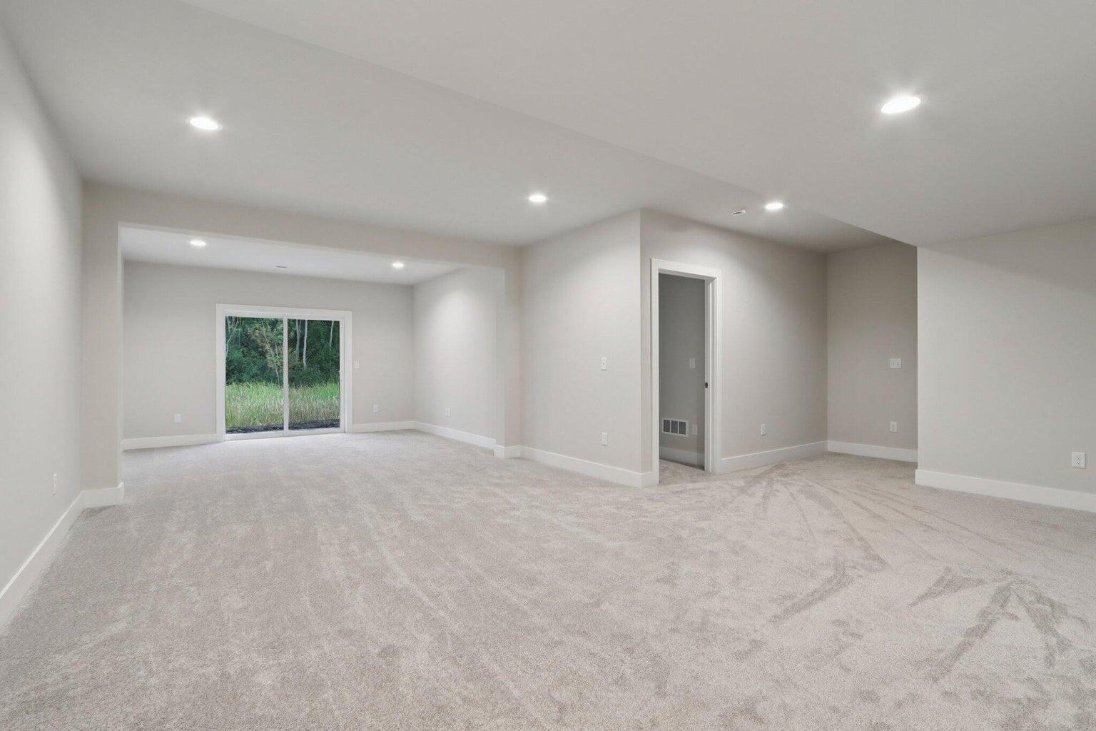 405 Falcon Ridge Drive, Unit 16 Burlington, WI 53105 - Photo 22 of 33 Lower Level