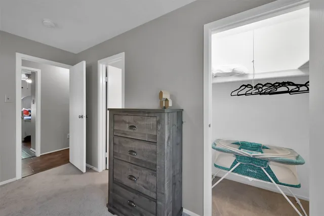 $4,100 | 17 Kittiwake Court, Spring, TX 77380