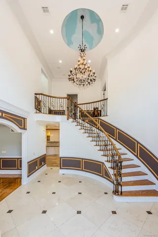 a view of entryway and hall
