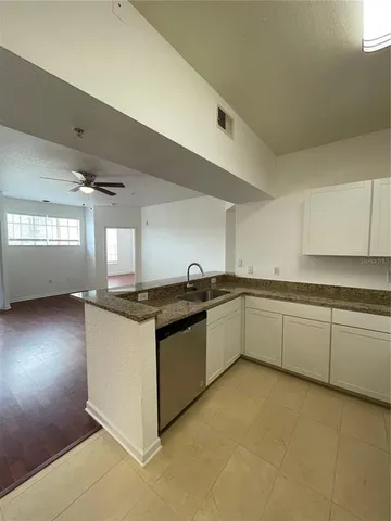 $1,700 | 5125 Palm Springs Boulevard, Unit 10208, Tampa, FL 33647