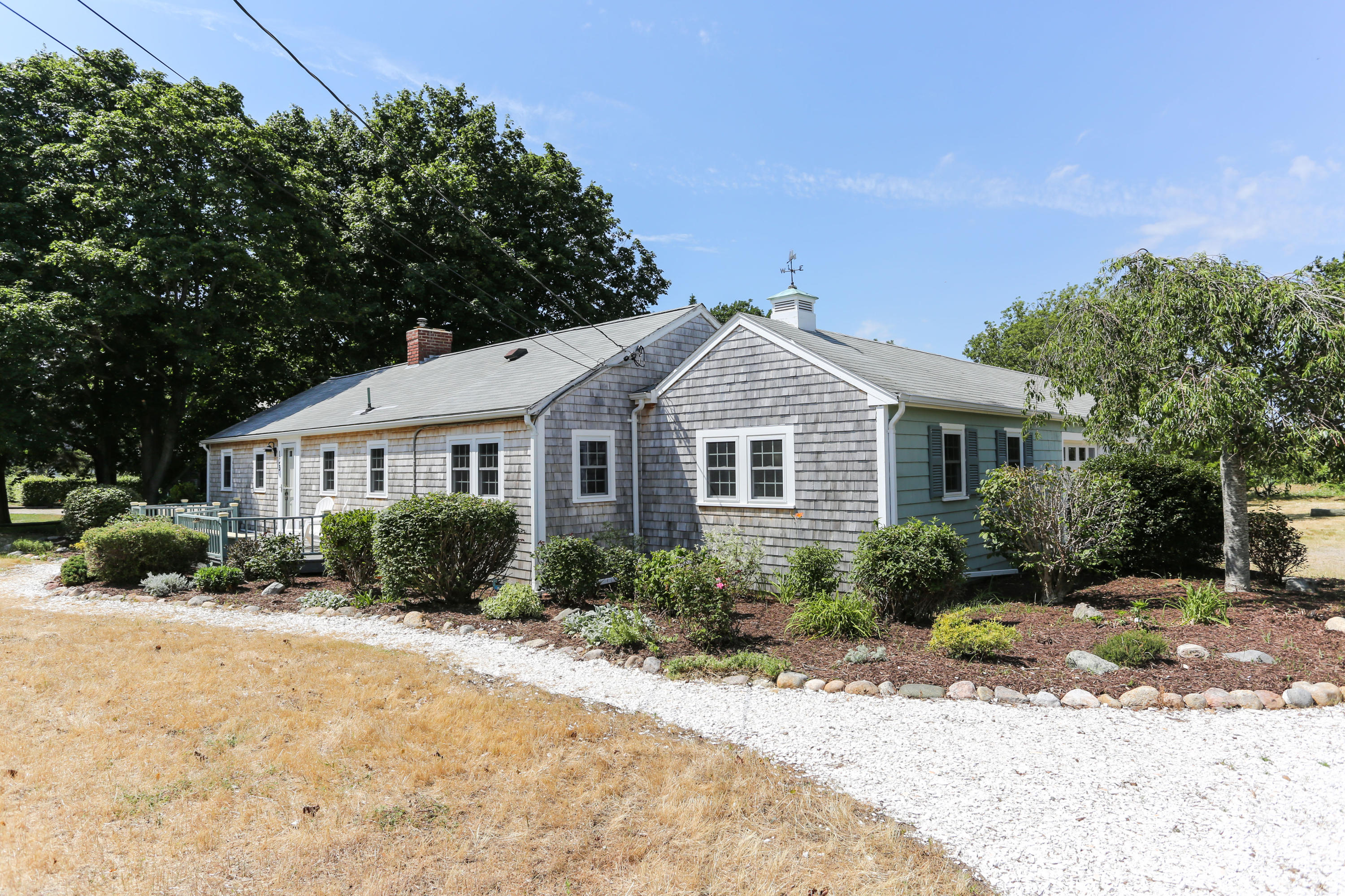 133 Rock Harbor Road Orleans, MA 02653 - Photo 26 of 33 133RocLR-7