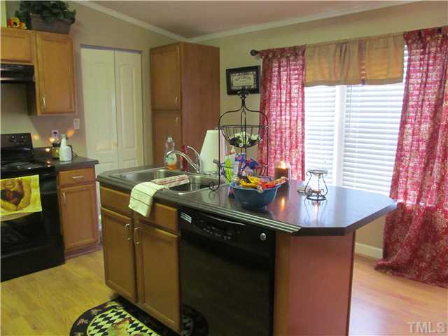 130 Dustin Lane Roxboro, NC 27574 - Photo 4 of 15