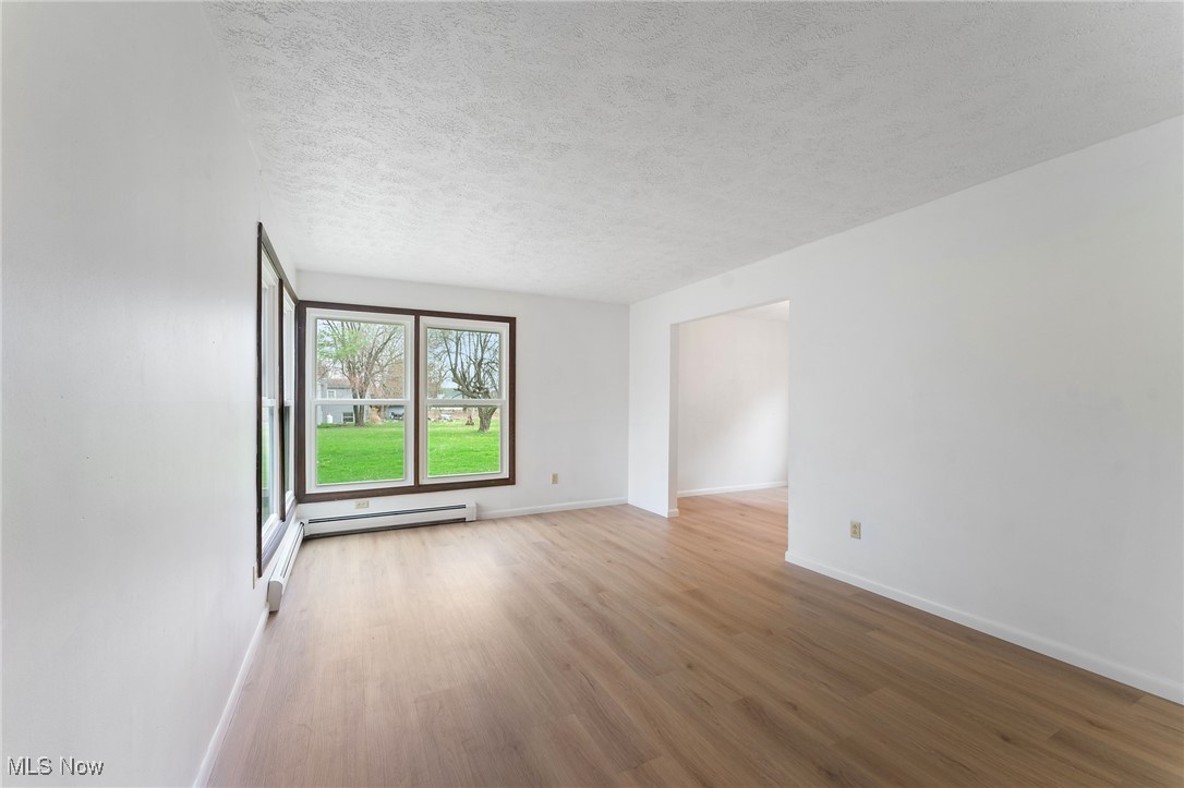 11249 Leffingwell Road Berlin Center, OH 44401 - Photo 6 of 43 Gallery Image 6