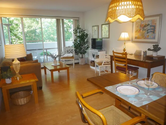 $3,100 | 29 Concord Avenue, Unit 603, Cambridge, MA 02138