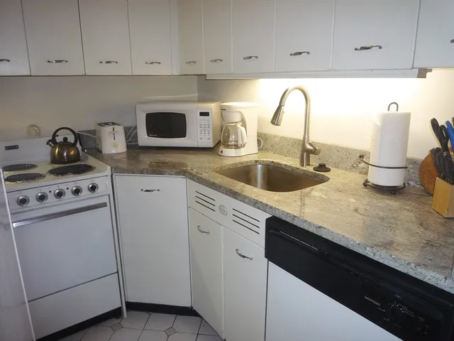 $3,100 | 29 Concord Avenue, Unit 603, Cambridge, MA 02138