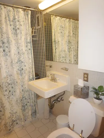 $3,100 | 29 Concord Avenue, Unit 603, Cambridge, MA 02138