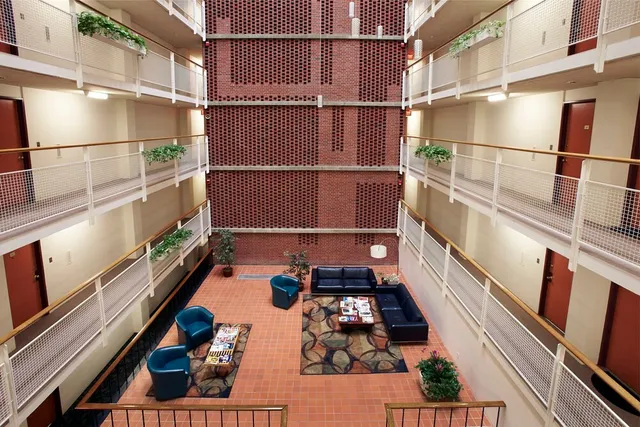 $3,100 | 29 Concord Avenue, Unit 603, Cambridge, MA 02138