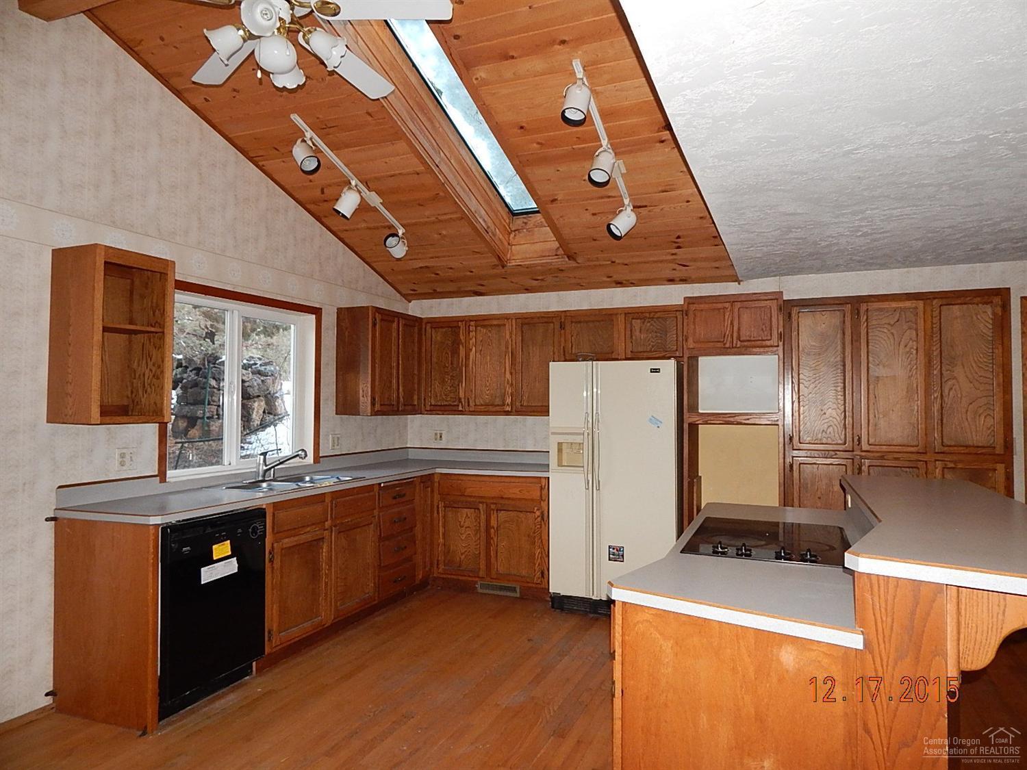 60872 Defiance Street Bend, OR 97702 - Photo 3 of 15 Additional Photo