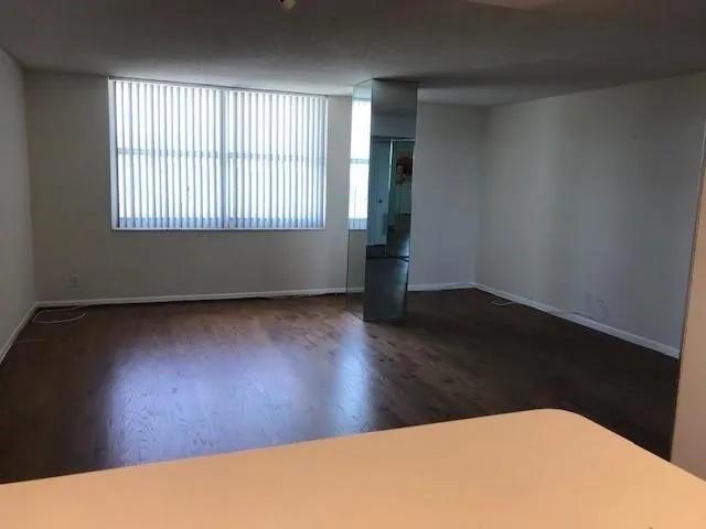 $2,000 | 111 Briny Avenue, Unit 708, Pompano Beach, FL 33062