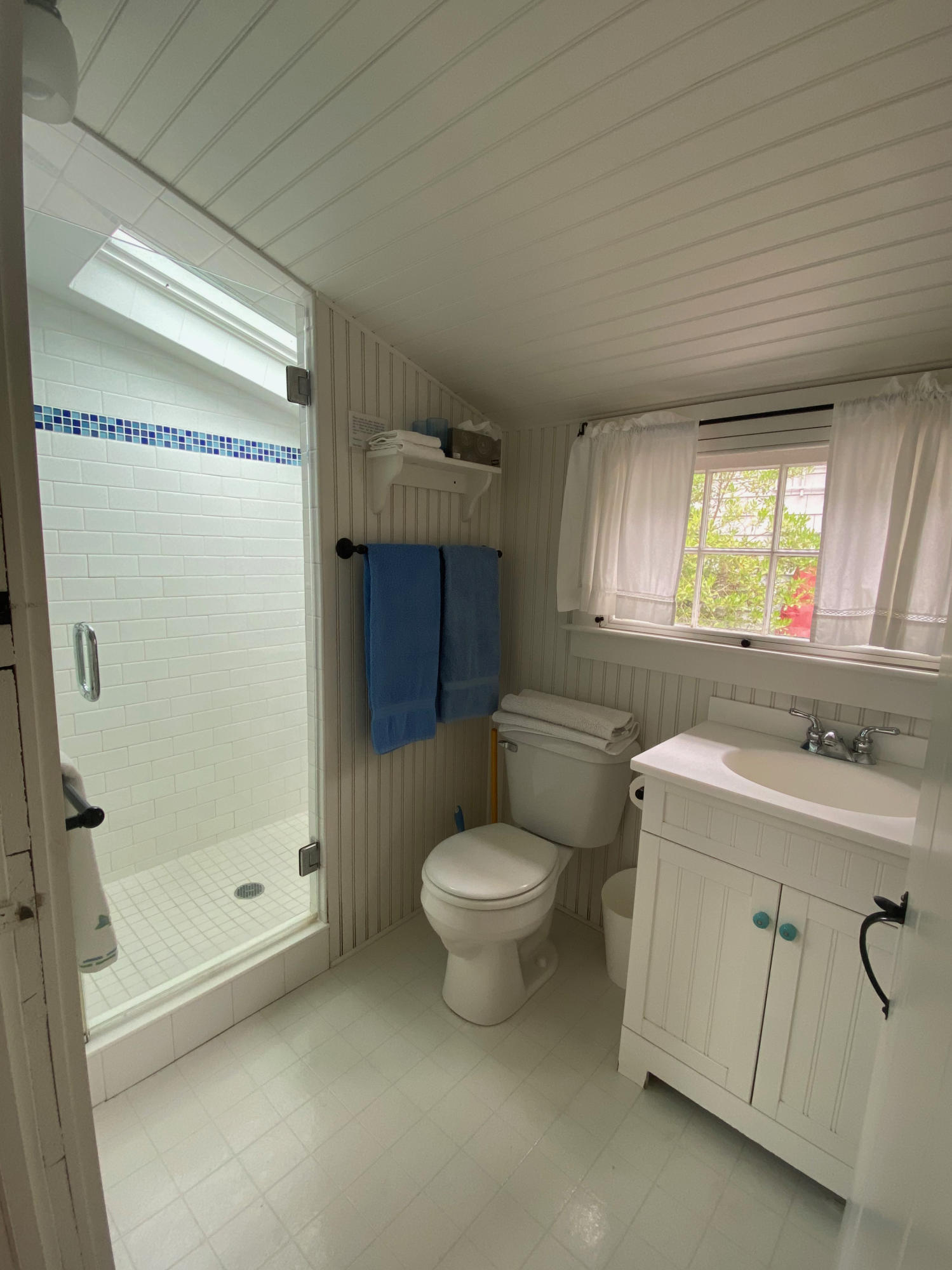1340 Main Street, Unit 9 Chatham, MA 02633 - Photo 8 of 14 bath