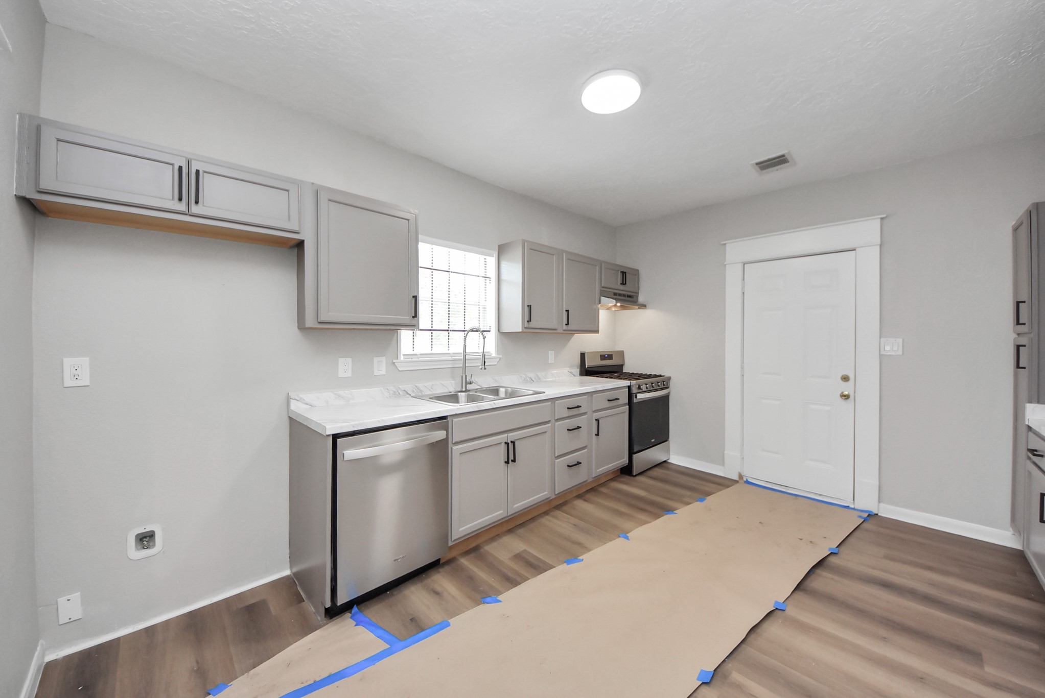 2102 Gray Street, Unit 1 Houston, TX 77003 - Photo 7 of 37
