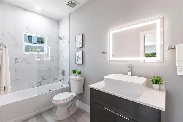 $550,000 | 21271 Leonard Avenue, Port Charlotte, FL 33954