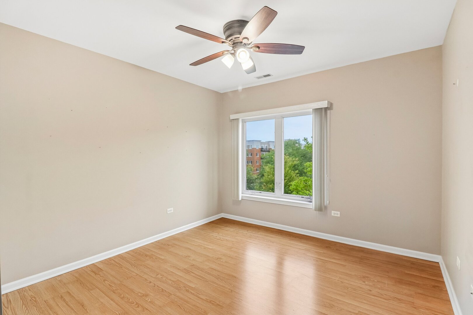 860 Weidner Road, Unit 404 Buffalo Grove, IL 60089 - Photo 16 of 34 Gallery Image 16