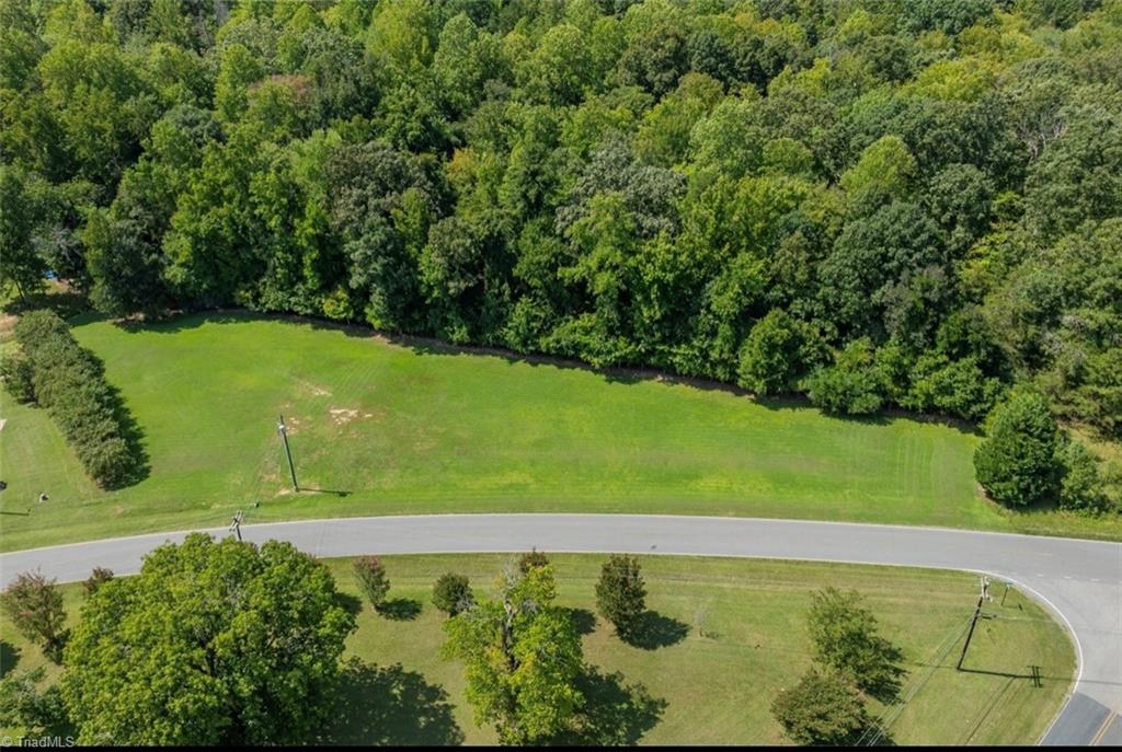 935 Caudle Road Randleman, NC 27317 - Photo 6 of 8 Gallery Image 6