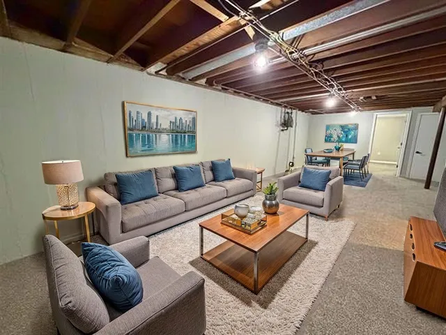 $220,000 | 2703 18th Avenue, Rockford, IL 61108