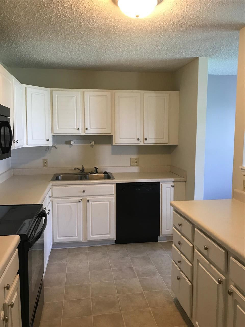 641 Bashford Road Raleigh, NC 27606 - Photo 3 of 16 Photo 3