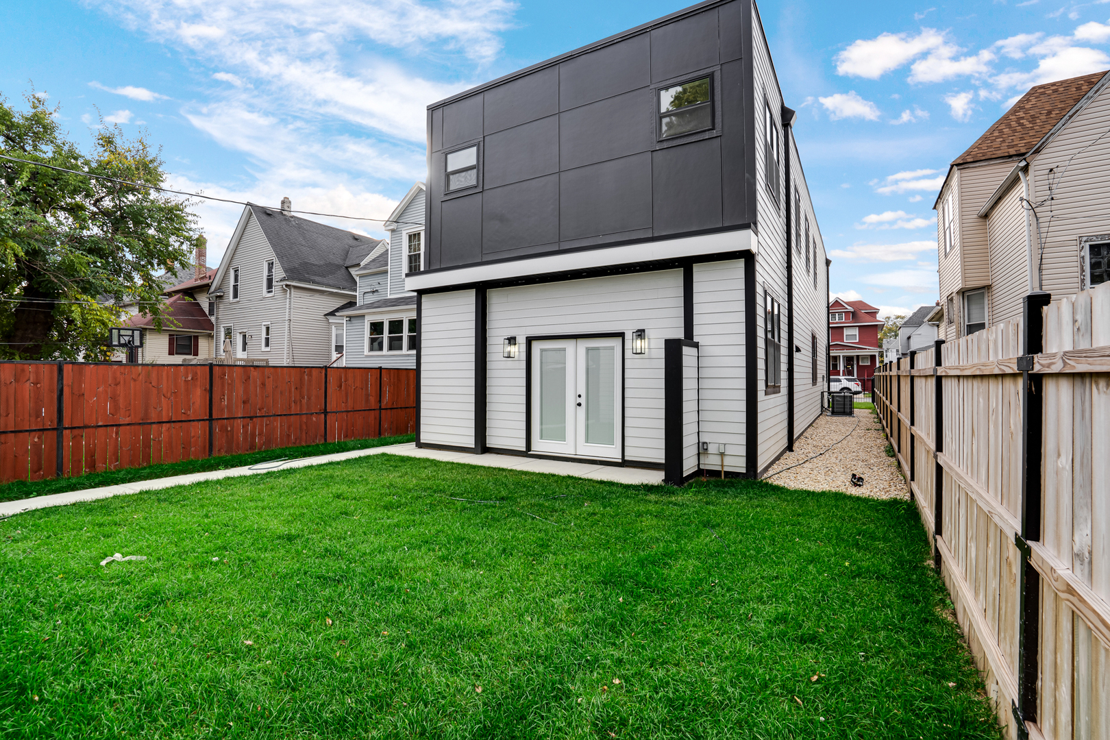 843 North Lorel Avenue Chicago, IL 60651 - Photo 30 of 32