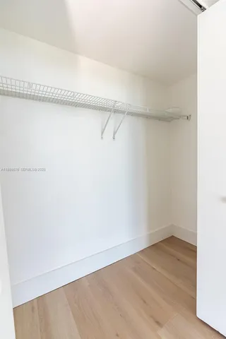 $6,000 | 495 Brickell Avenue, Unit 2102, Miami, FL 33131