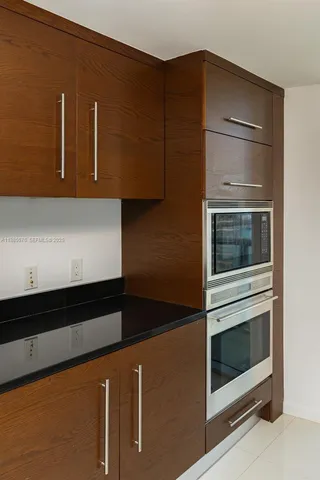 $6,000 | 495 Brickell Avenue, Unit 2102, Miami, FL 33131