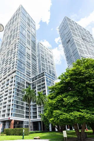 $6,000 | 495 Brickell Avenue, Unit 2102, Miami, FL 33131