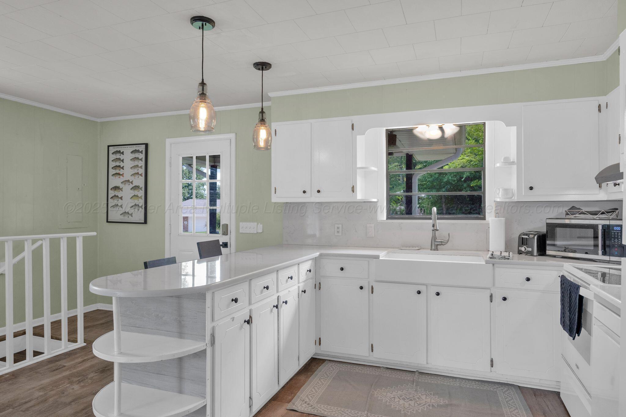 93 Rutledge Drive Jasper, AL 35504 - Photo 8 of 43 Kitchen