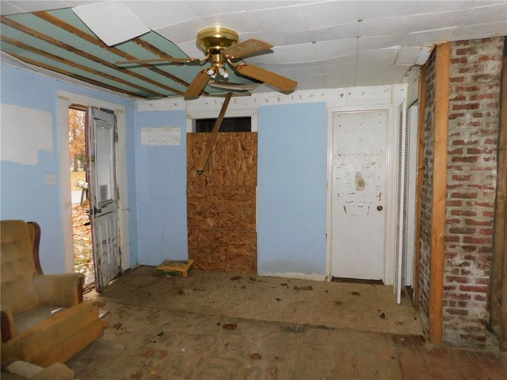 345 McClure Road Columbus, IN 47201 - Photo 2 of 13 Gallery Image 2