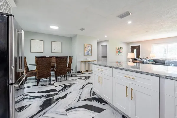 $3,195 | 6819 11th Avenue Northwest, Bradenton, FL 34209