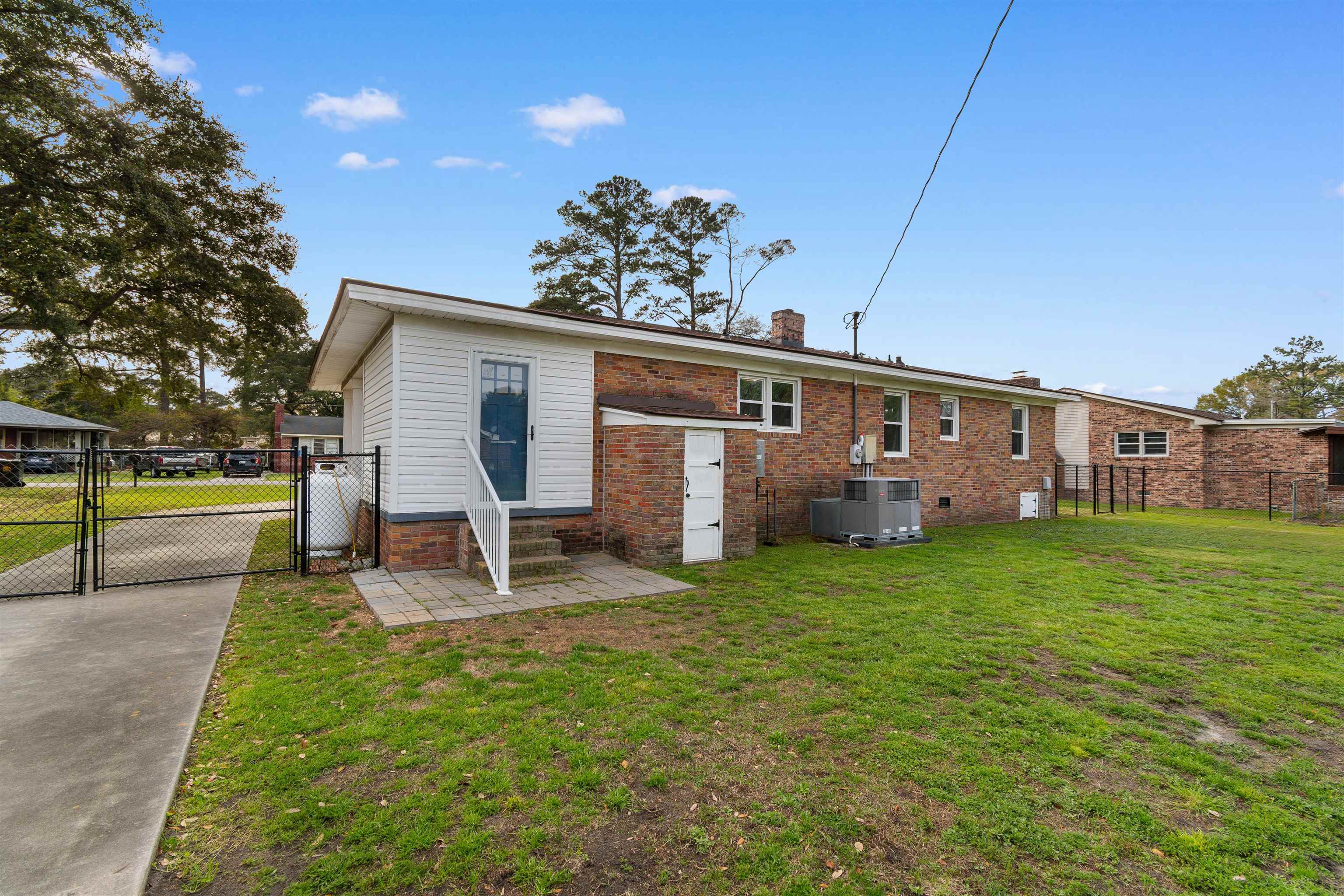 1738 Pickens Street Georgetown, SC 29440 - Photo 29 of 51