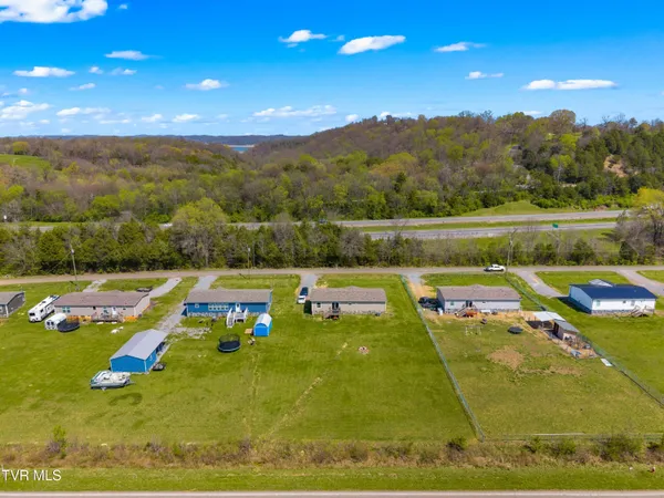 $329,900 | 1469 Old Newport Highway, Dandridge, TN 37725