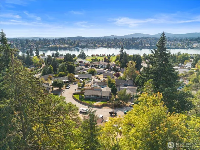 $480,000 | 212 Willow Street, Bremerton, WA 98310