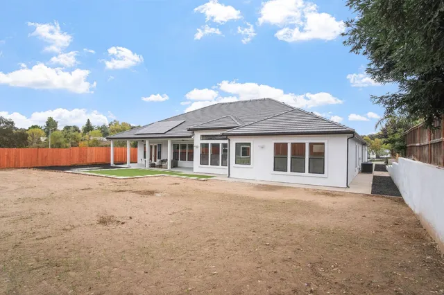 $1,599,999 | 10221 Savannah Drive, Oakdale, CA 95361