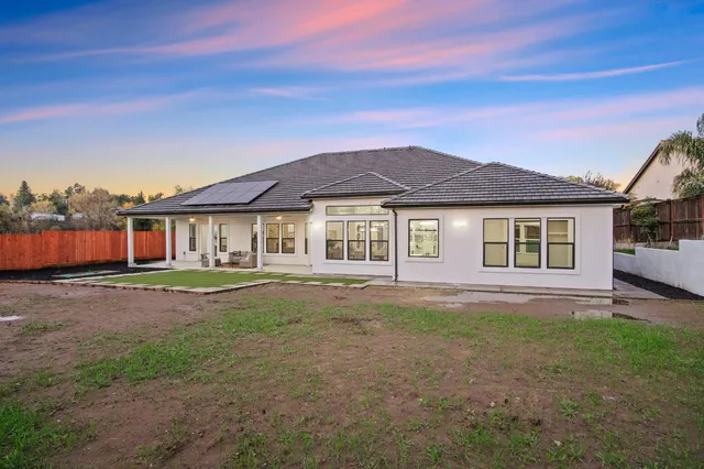 $1,599,999 | 10221 Savannah Drive, Oakdale, CA 95361