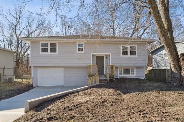 $269,999 | 309 West McDonald Street, Edgerton, KS 66021