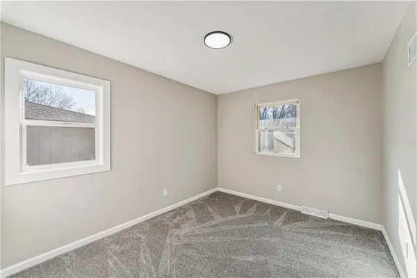 $269,999 | 309 West McDonald Street, Edgerton, KS 66021