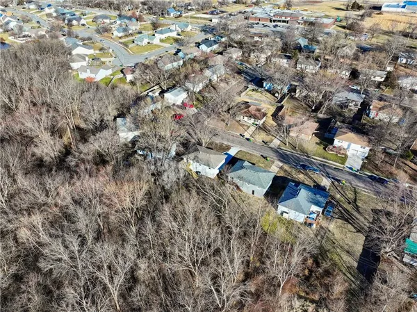 $269,999 | 309 West McDonald Street, Edgerton, KS 66021
