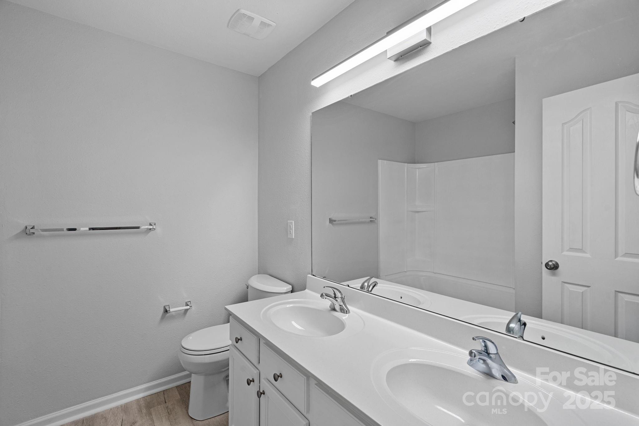 709 Ferrell Avenue Charlotte, NC 28216 - Photo 16 of 25