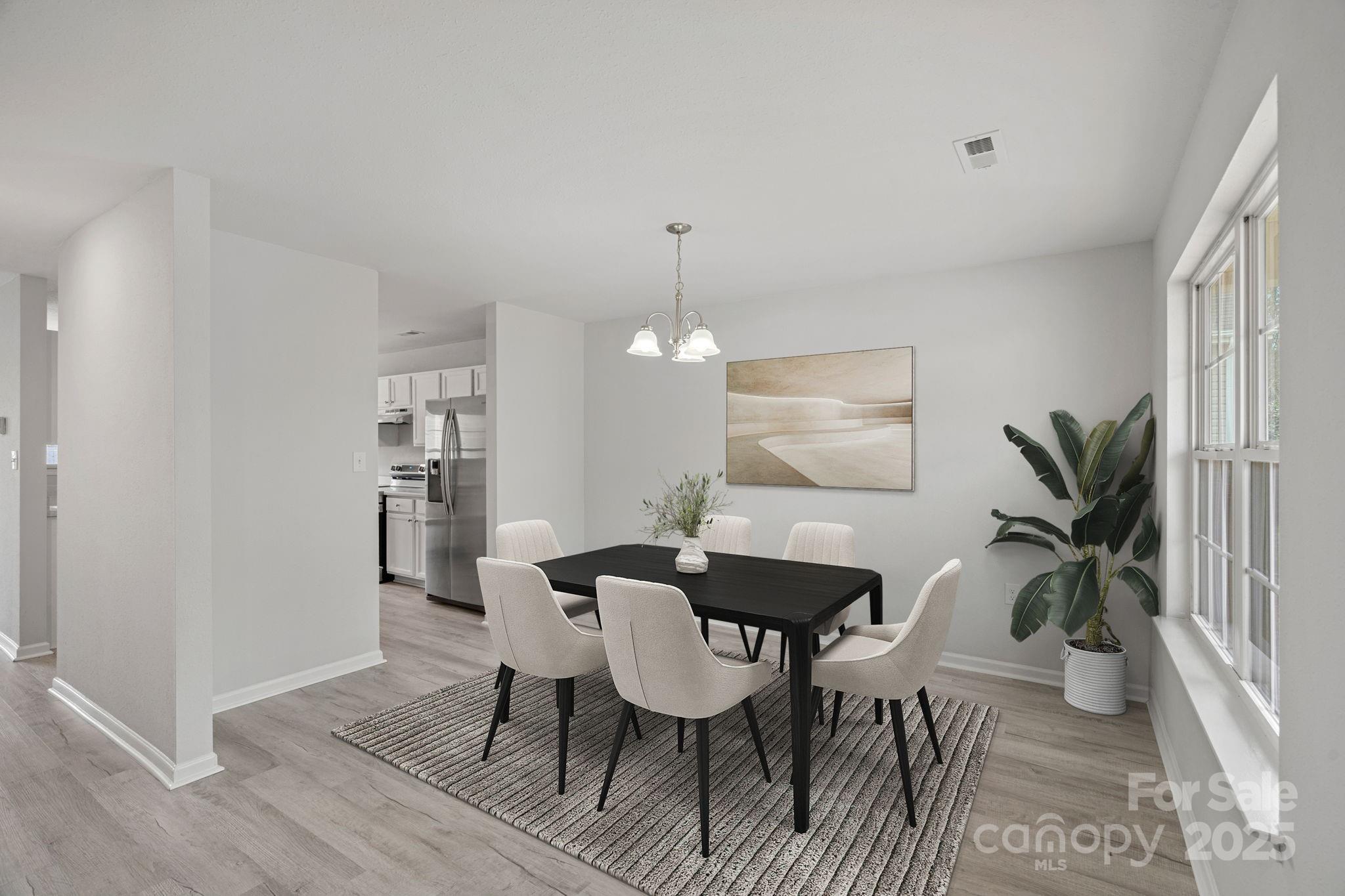 709 Ferrell Avenue Charlotte, NC 28216 - Photo 2 of 25