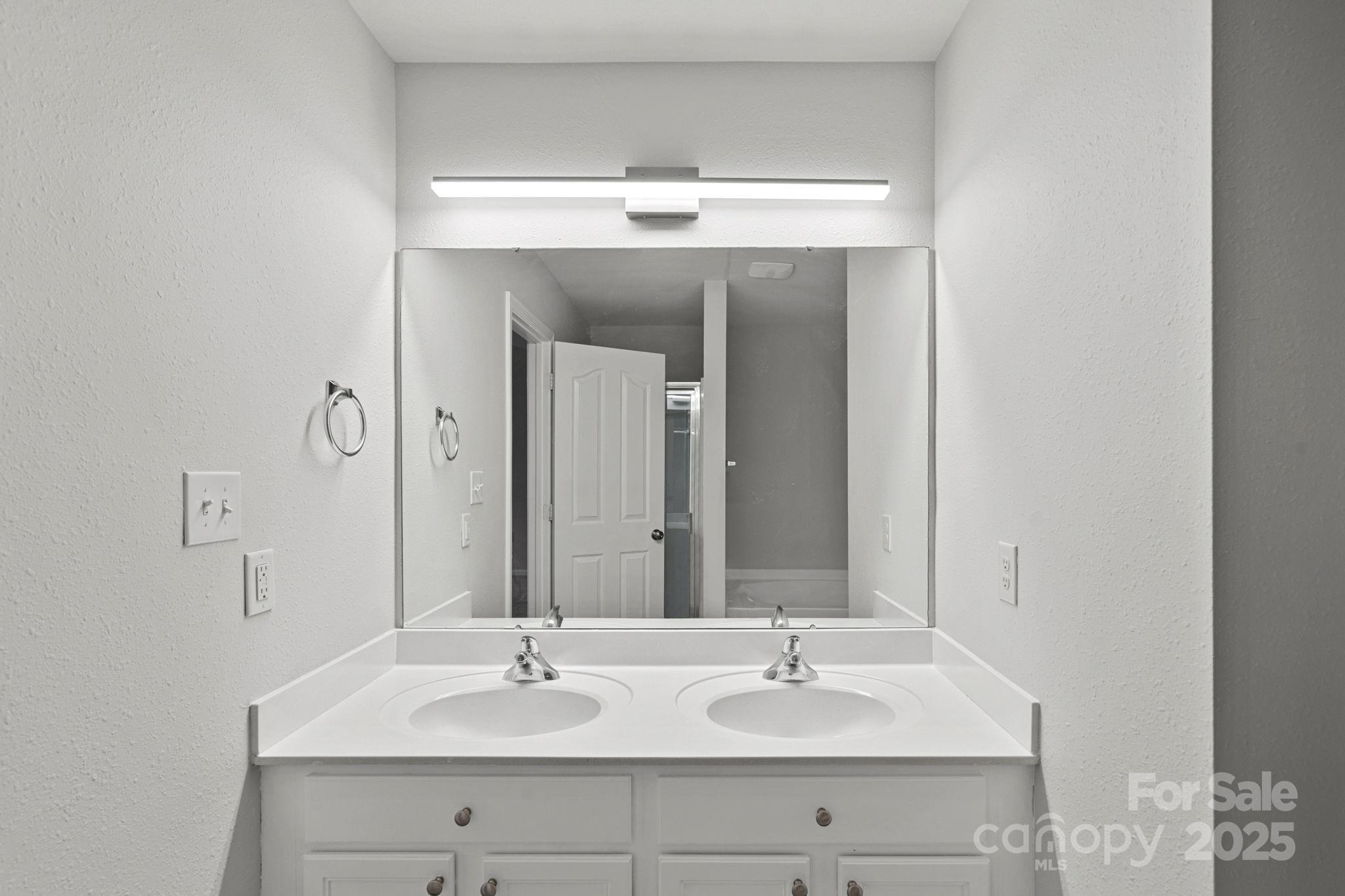 709 Ferrell Avenue Charlotte, NC 28216 - Photo 22 of 25