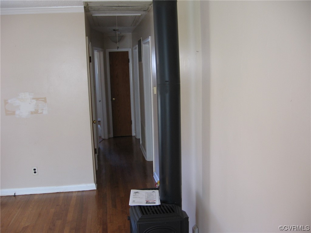 5415 Coxson Road Richmond, VA 23231 - Photo 8 of 14 a view of a hallway with wooden floor