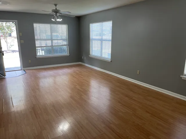 $1,295 | 2719 West Tharpe Street, Unit 26, Tallahassee, FL 32303