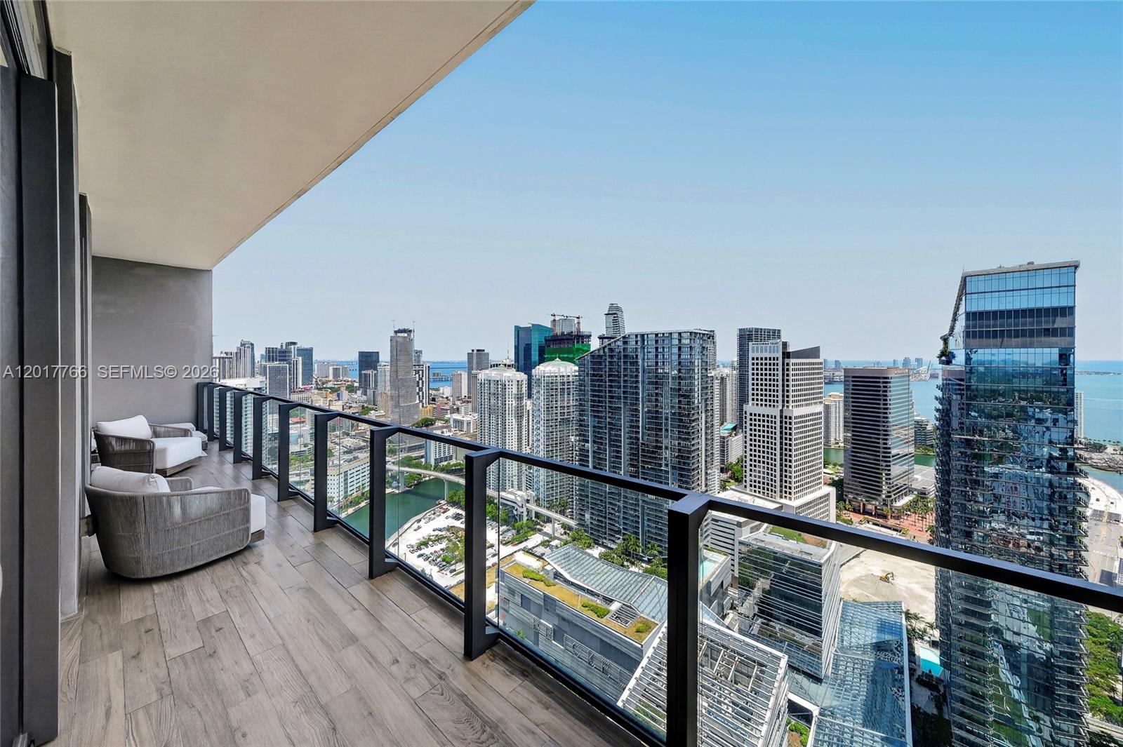88 Southwest 7th Street, Unit PH4202 Miami, FL 33130 - Photo 50 of 88