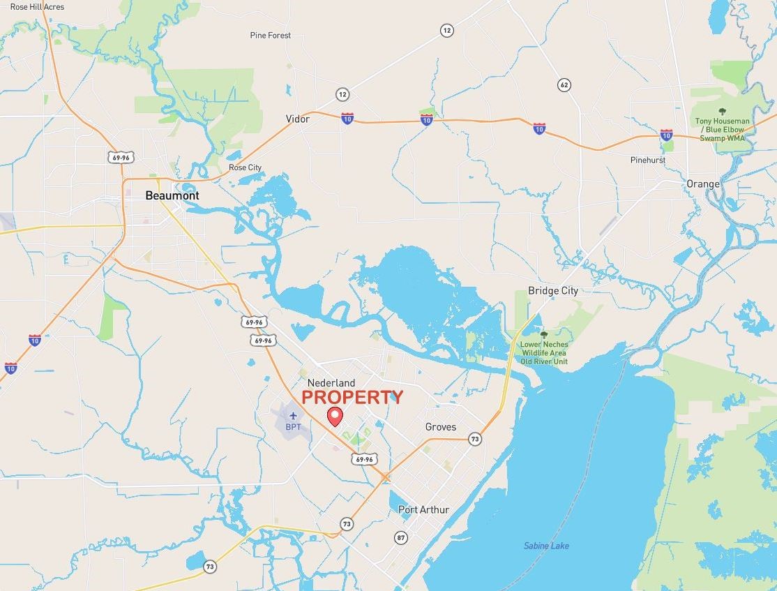 1420 South 29th Street Nederland, TX 77627 - Photo 16 of 19 a white bath tub sitting next to a white wall