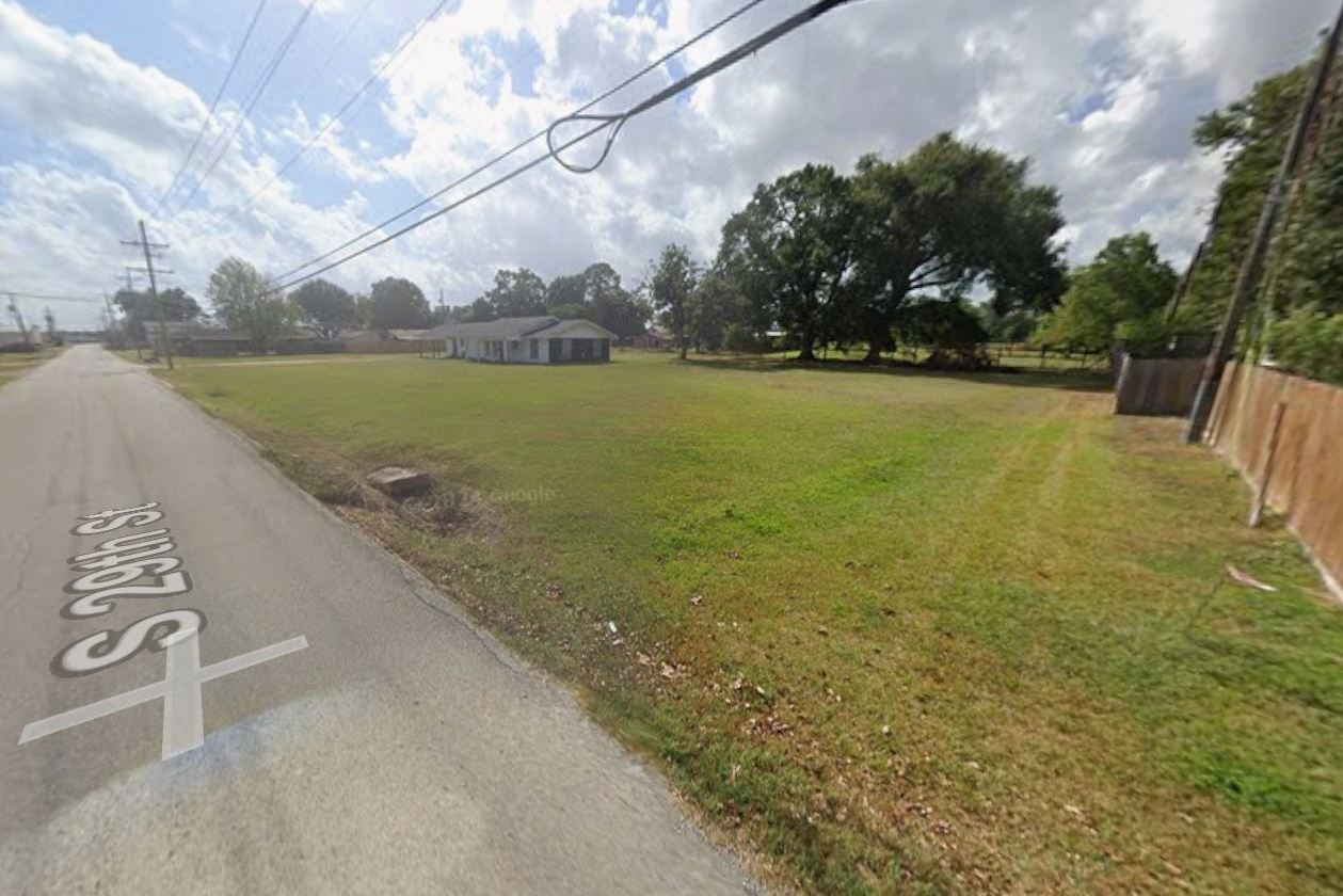 1420 South 29th Street Nederland, TX 77627 - Photo 9 of 19