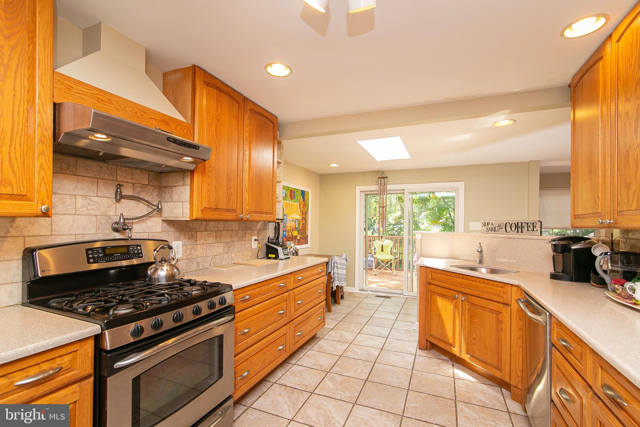 100 Covered Bridge Road Cherry Hill, NJ 08034 - Photo 11 of 24