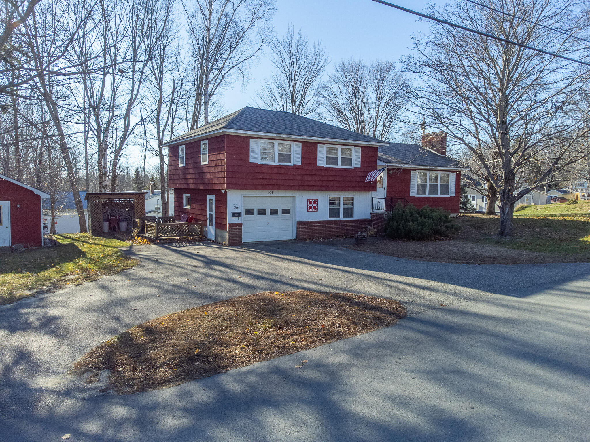 102 Connecticut Avenue Millinocket, ME 04462 - Photo 2 of 31 102 Conn. Ave-18