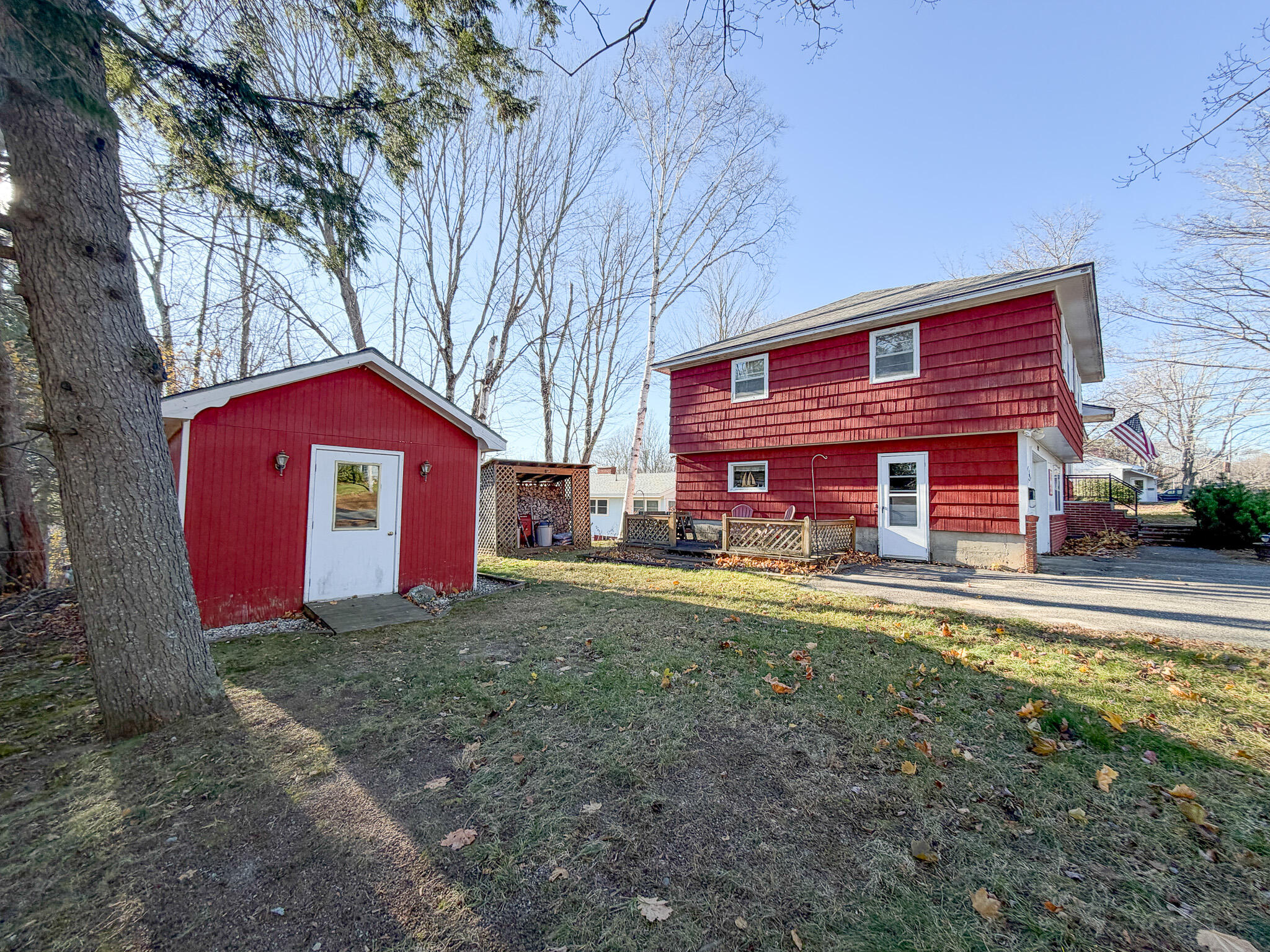 102 Connecticut Avenue Millinocket, ME 04462 - Photo 4 of 31 102 Conn. Ave-29